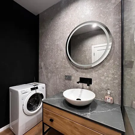 современная 2 комнатная в аркадии ! Apartment *