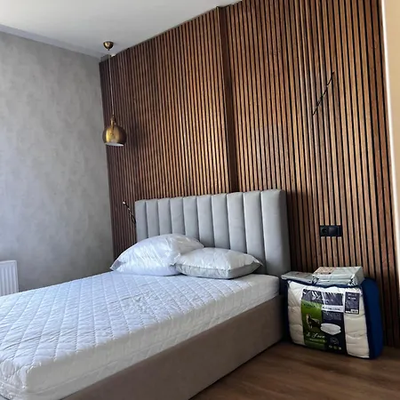 современная 2 комнатная в аркадии ! Apartment